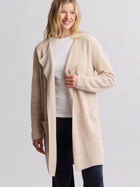 Barefoot Dreams cozy ultra light cardigan/coat. NWT size medium